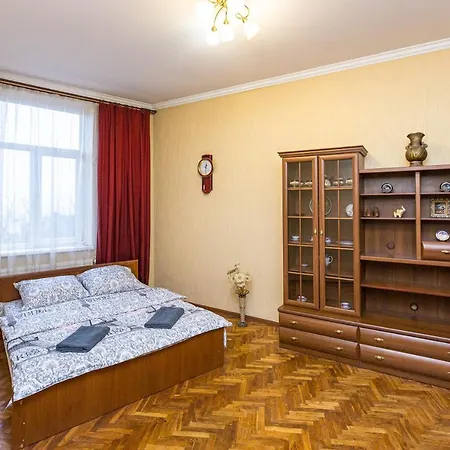 у місті львові на вулиці пильникарська 10 Appartement *