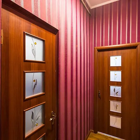 у місті львові на вулиці пильникарська 10 Lviv