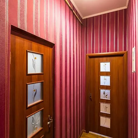 у місті львові на вулиці пильникарська 10 *